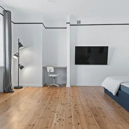 Rentplanet - Ogrodowa * Warsaw