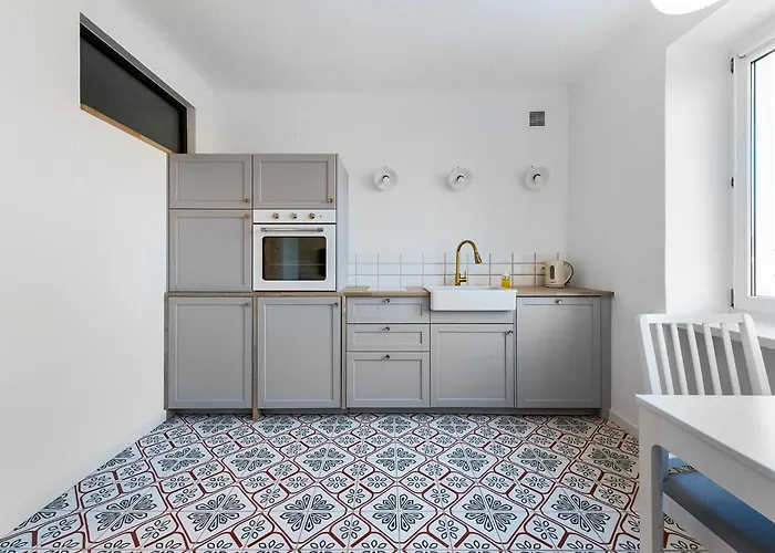 Lejlighed Rentplanet - Ogrodowa Warszawa